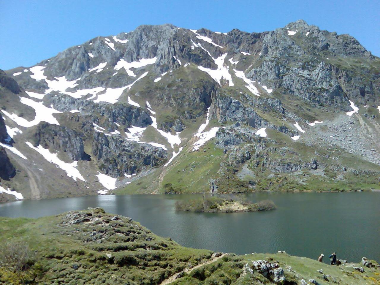 La Corona Del Auteiro Valle de Lago Luaran gambar