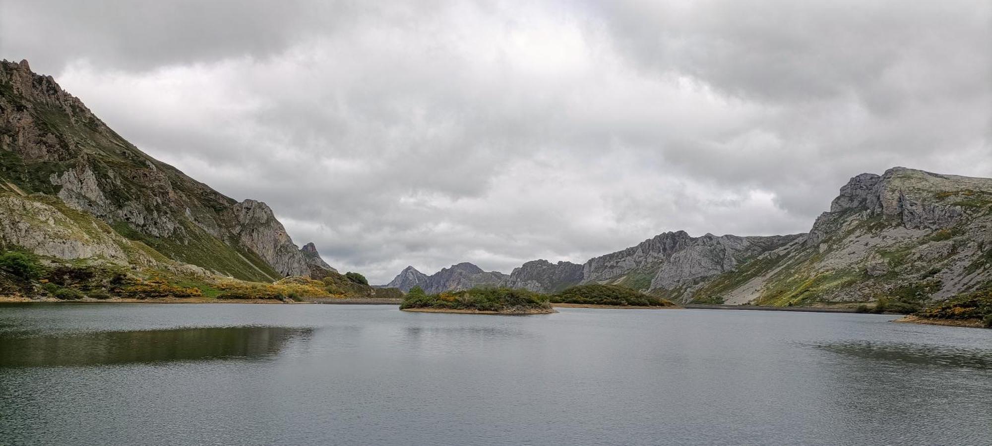 La Corona Del Auteiro Valle de Lago Luaran gambar
